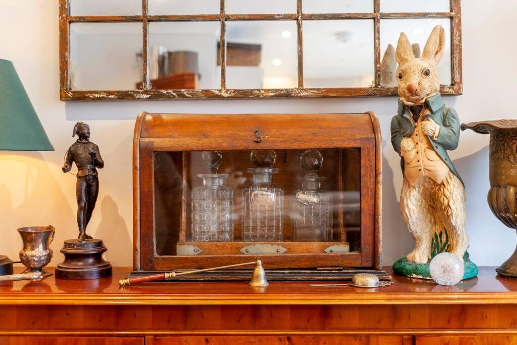 Outstanding Antique 1Br Flat In Soho Lägenhet London Exteriör bild